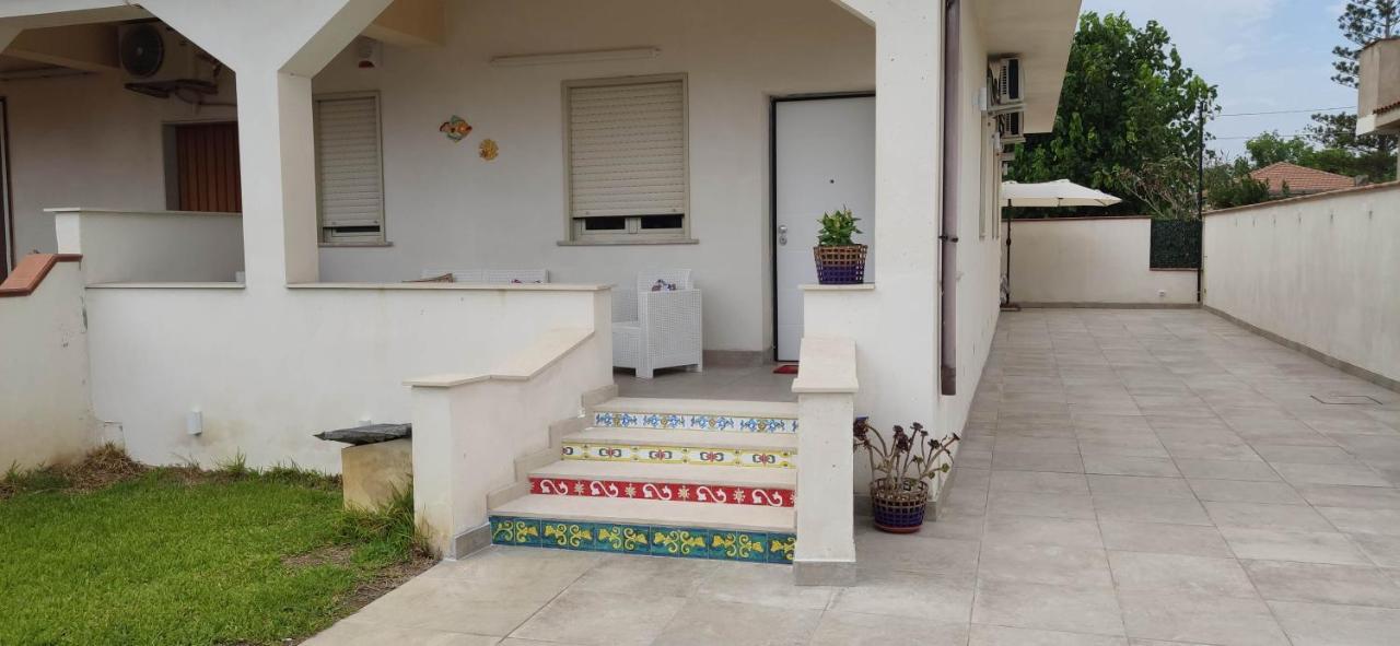 Villa Francesca Aeroporto di Catania Fontana Rossa Esterno foto