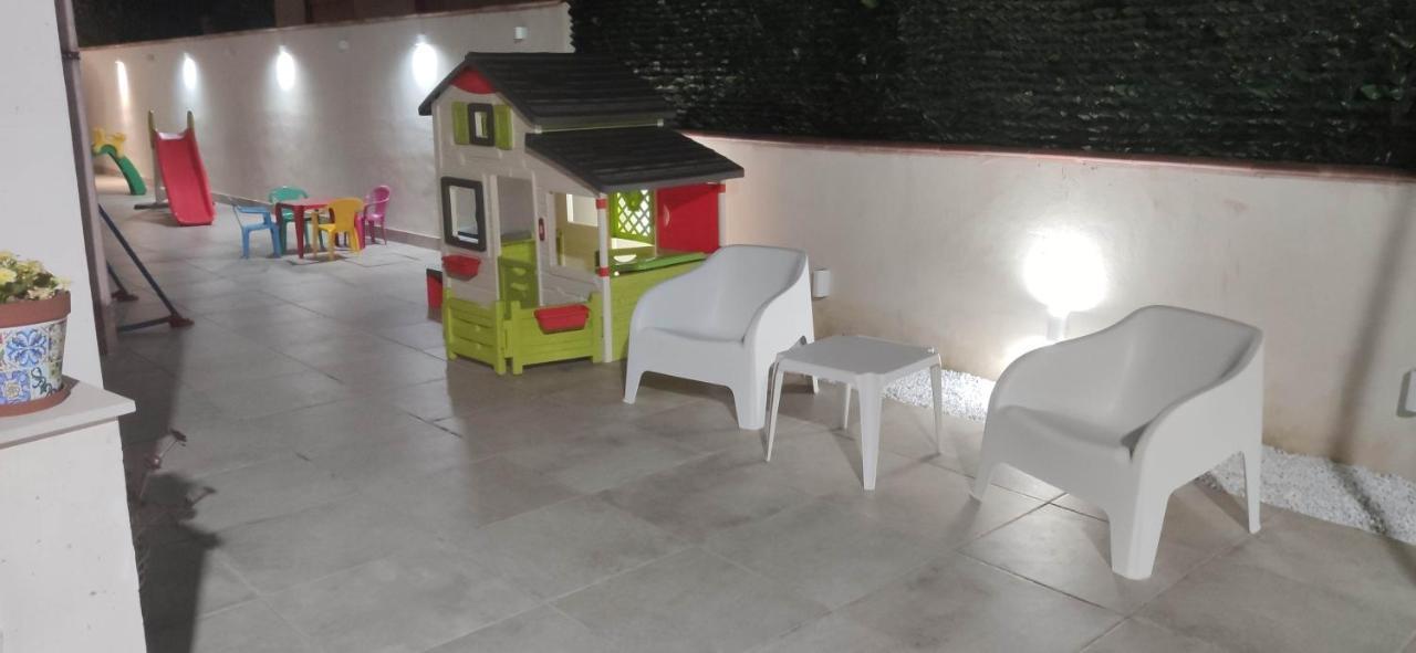 Villa Francesca Aeroporto di Catania Fontana Rossa Esterno foto