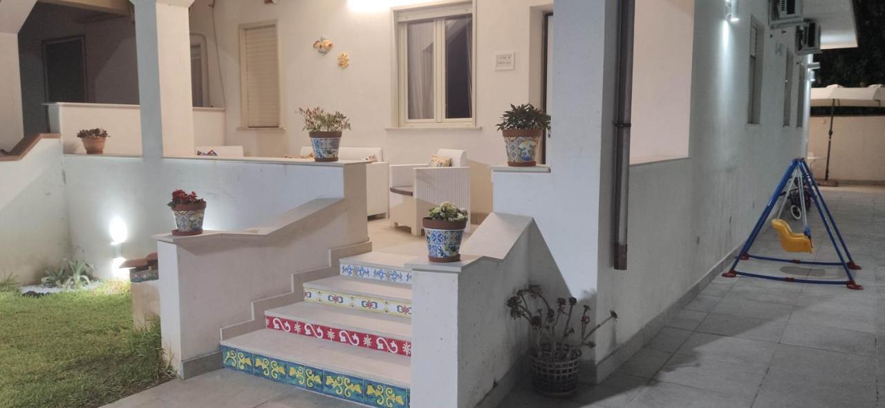 Villa Francesca Aeroporto di Catania Fontana Rossa Esterno foto